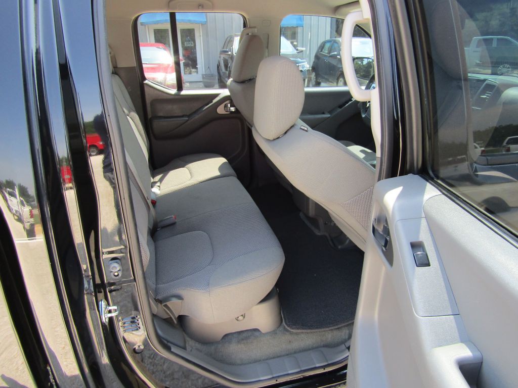 2018 Nissan Frontier Image 21