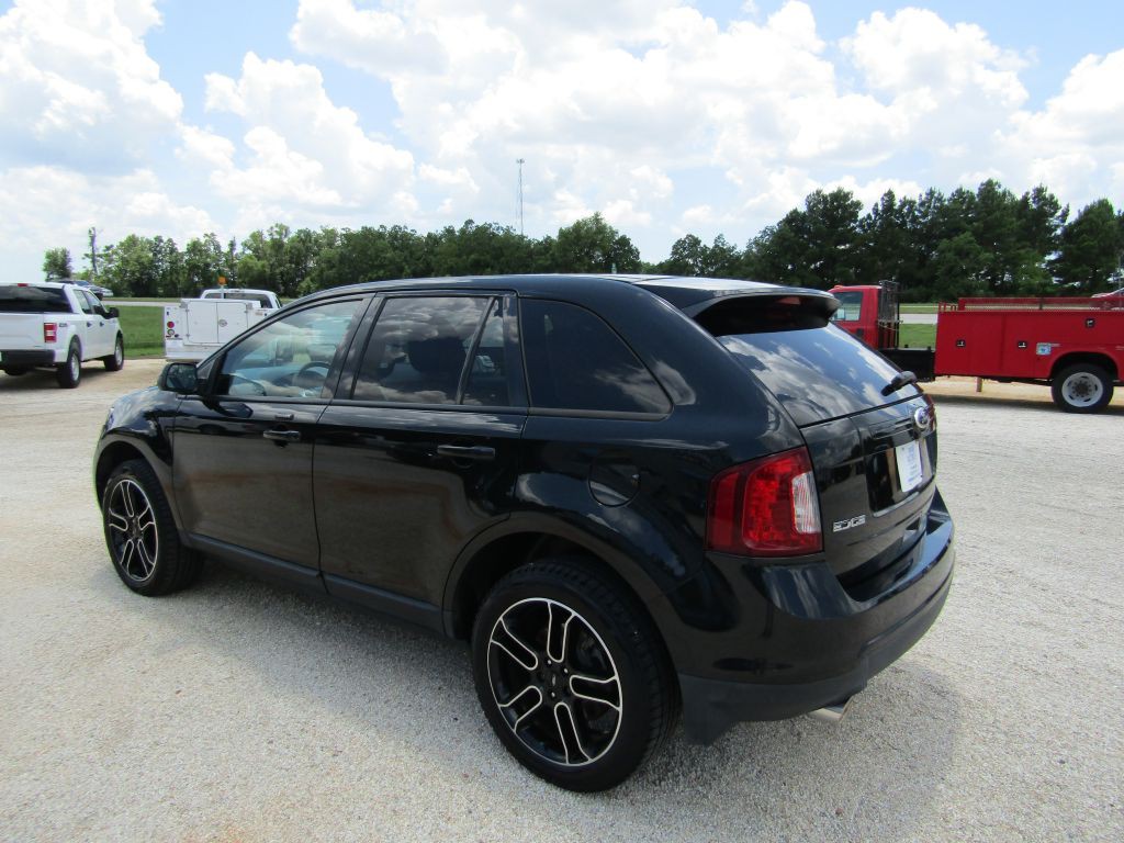 2013 Ford Edge Image 11