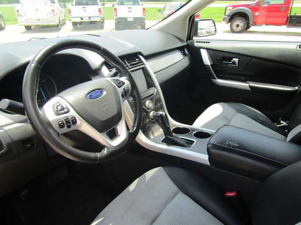 2013 Ford Edge Image 21