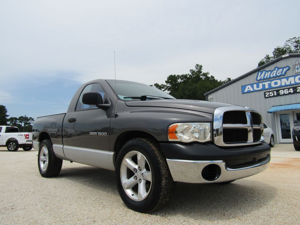 2004 Dodge Ram 1500 Image 3