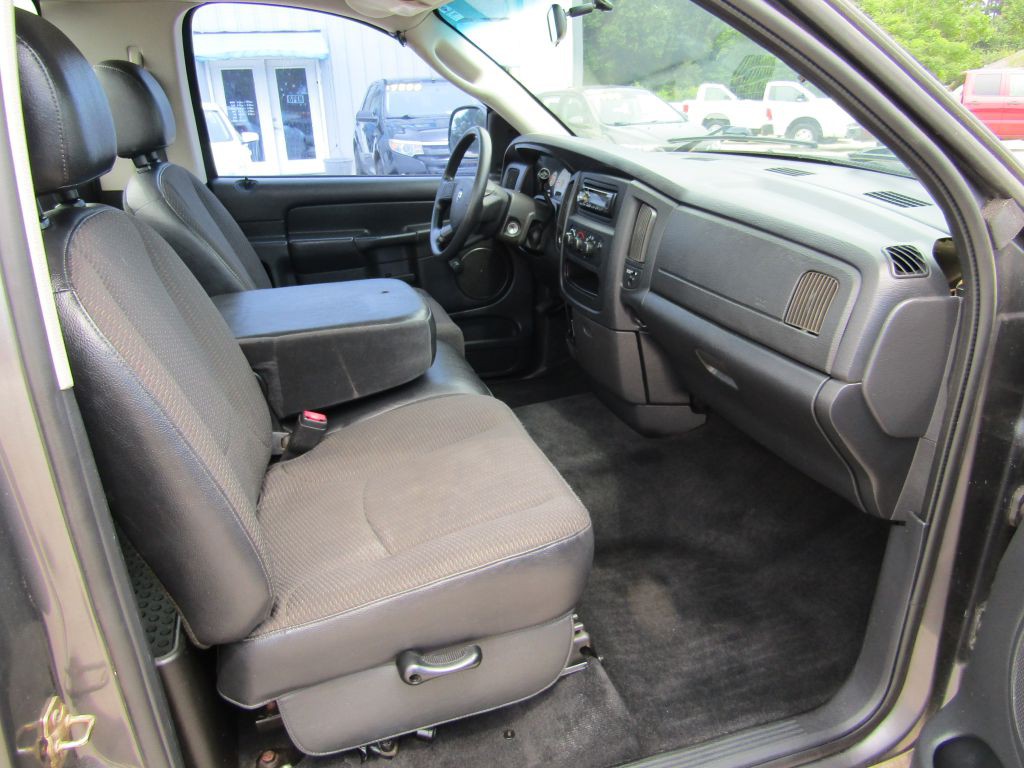2004 Dodge Ram 1500 Image 25