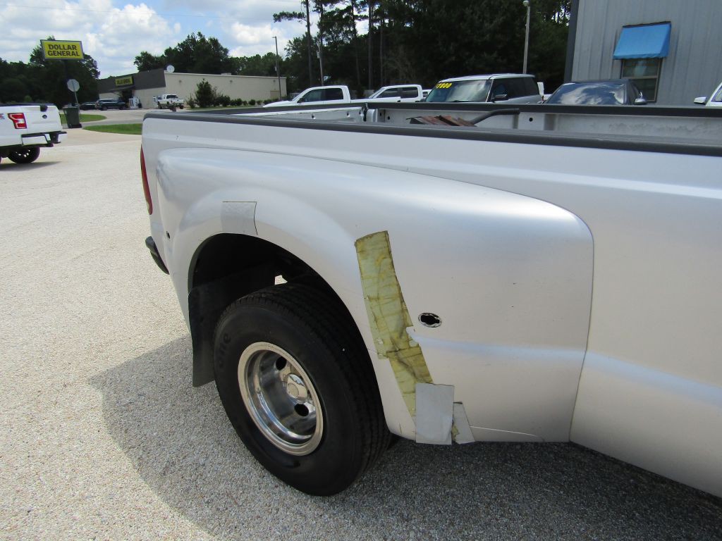 1999 Ford F-350 Image 15
