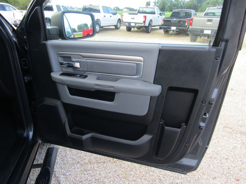 2014 RAM 1500 Image 24