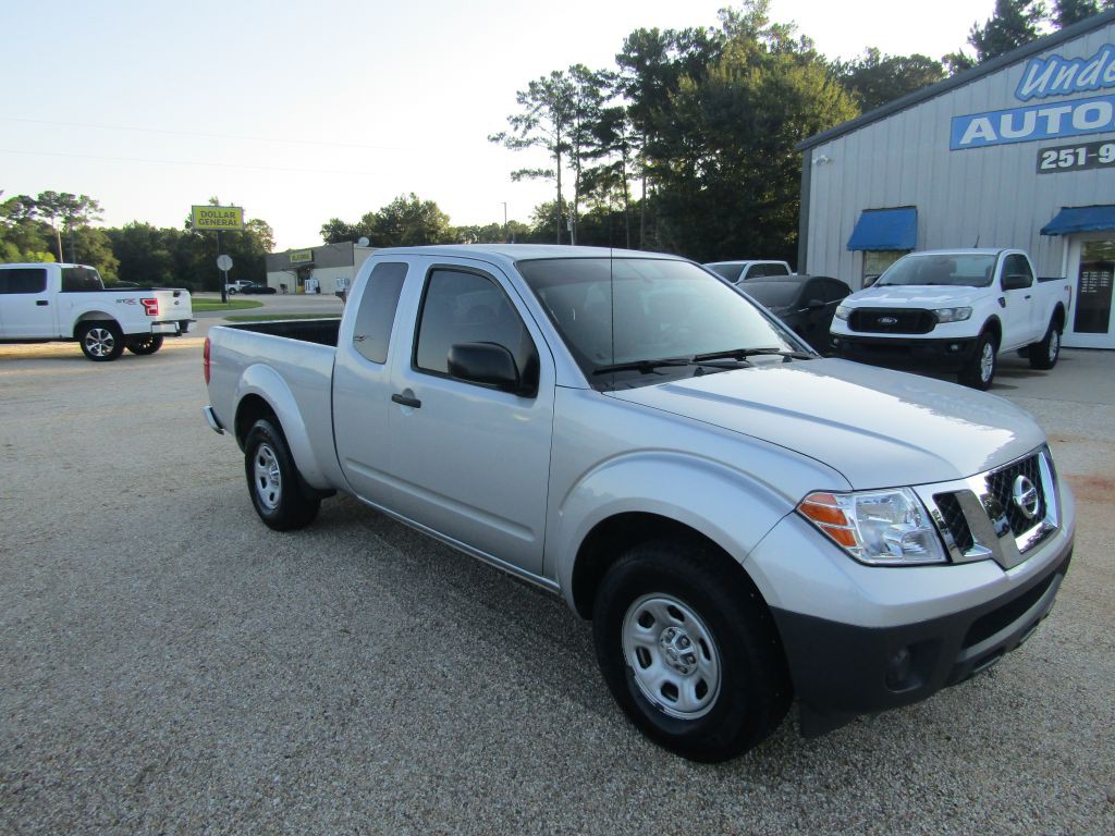 2018 Nissan Frontier Image 2