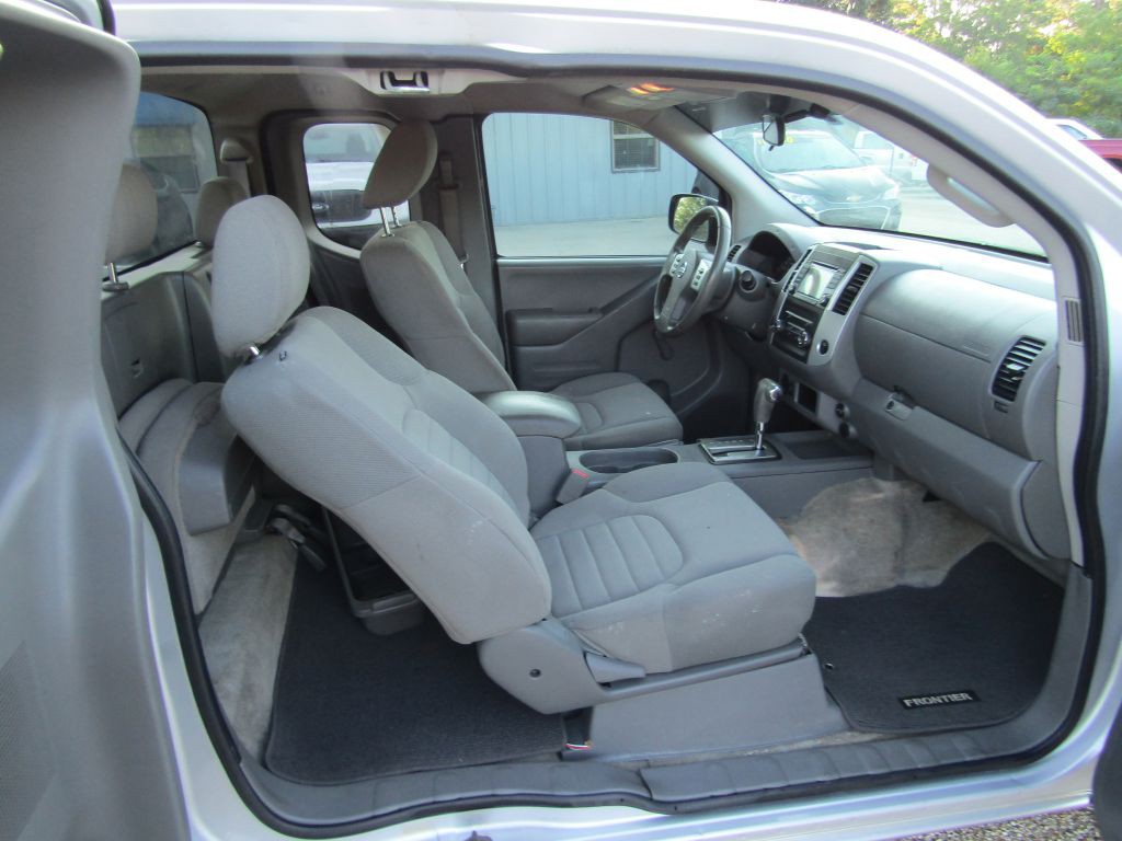 2018 Nissan Frontier Image 28