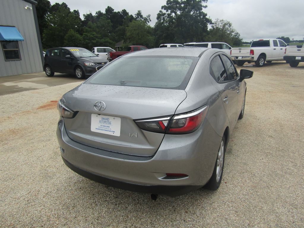 2016 Scion iA Image 9