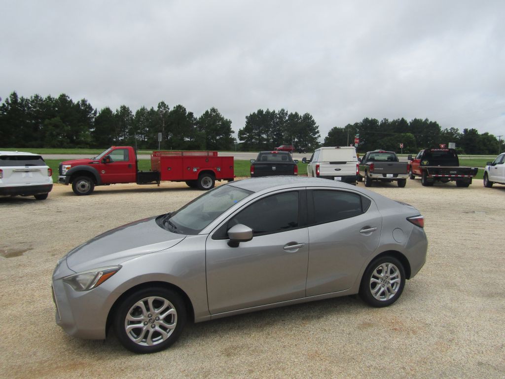 2016 Scion iA Image 14