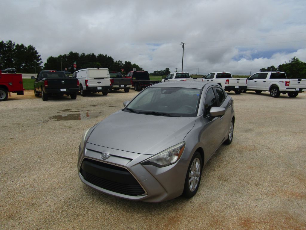 2016 Scion iA Image 17