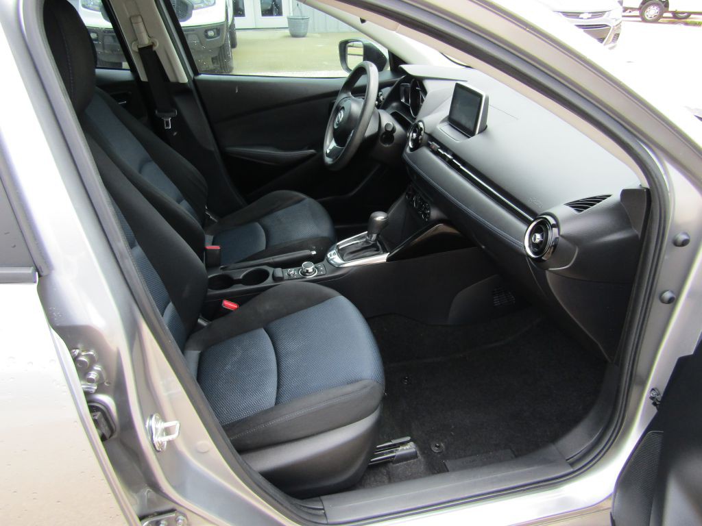 2016 Scion iA Image 24