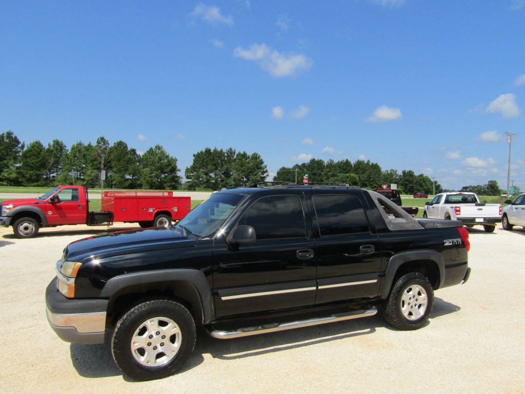 2004 Chevrolet Avalanche Image 15