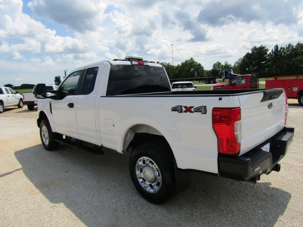 2021 Ford F-250 Image 10