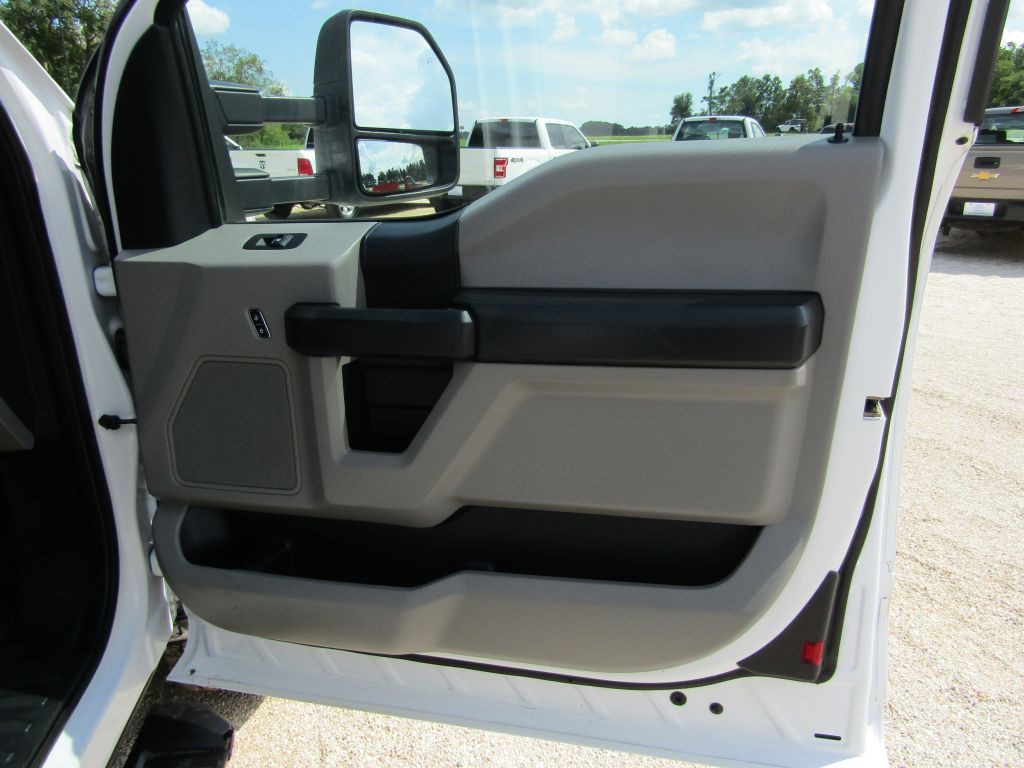2021 Ford F-250 Image 25