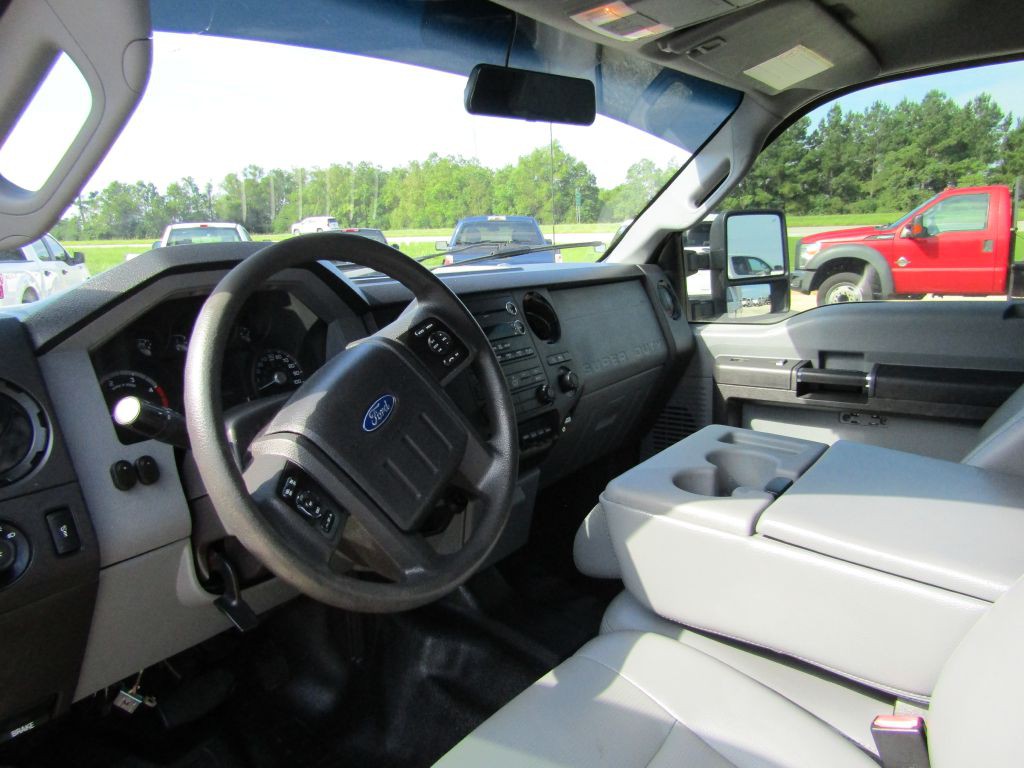 2012 Ford F-250 Image 42