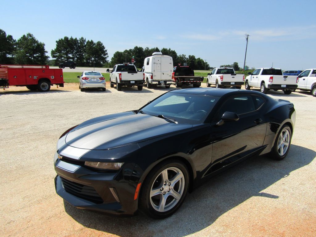 2017 Chevrolet Camaro Image 15