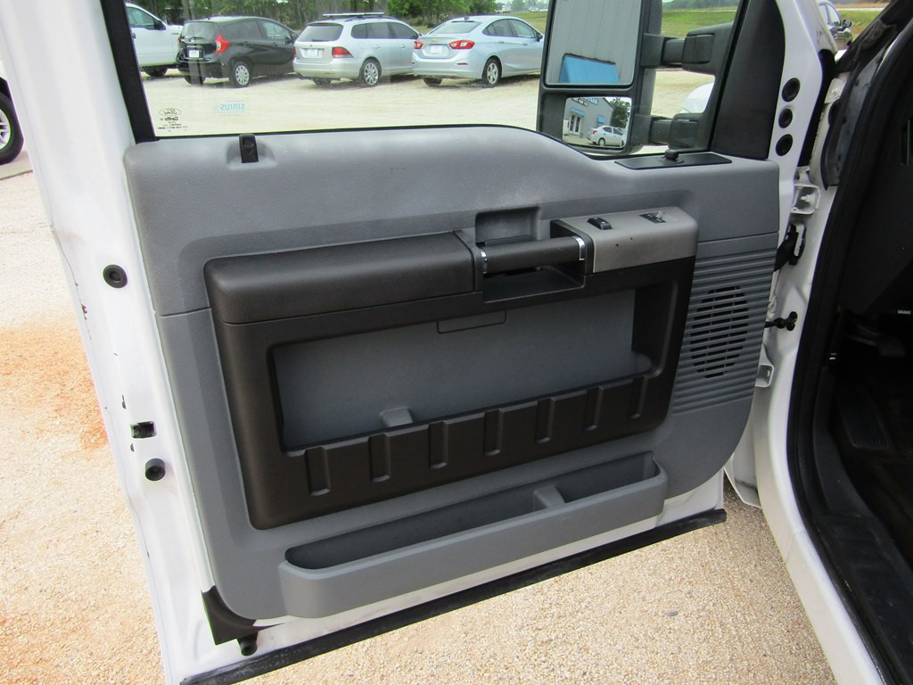 2015 Ford F-250 Image 27
