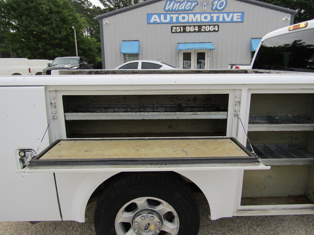 2015 Ford F-250 Image 35