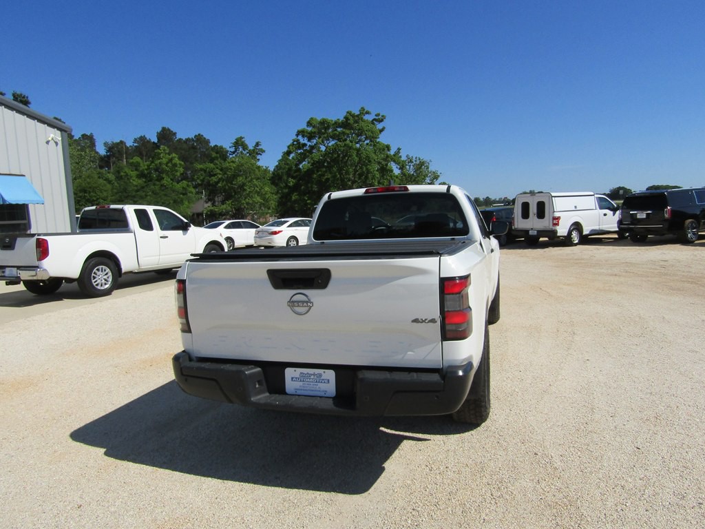 2022 Nissan Frontier Image 10
