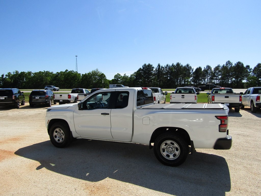 2022 Nissan Frontier Image 14