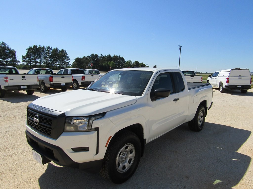 2022 Nissan Frontier Image 18