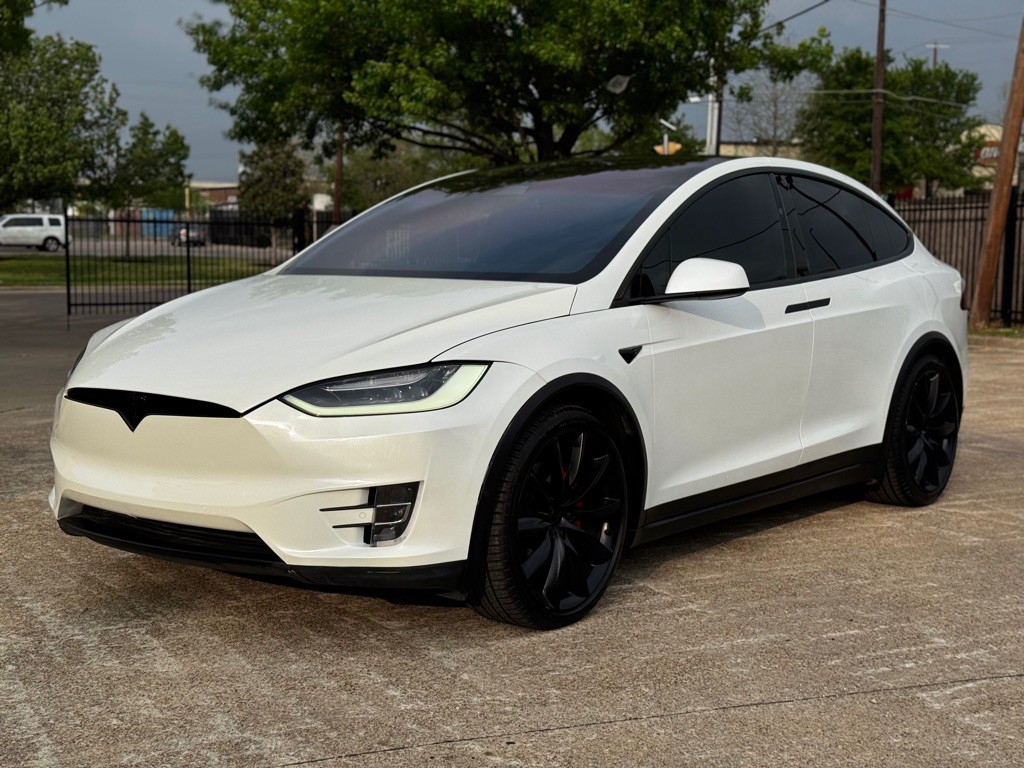 2018 Tesla Model X Image 2