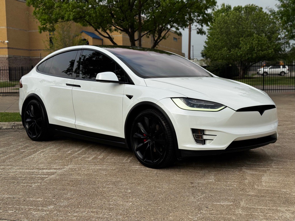 2018 Tesla Model X Image 3