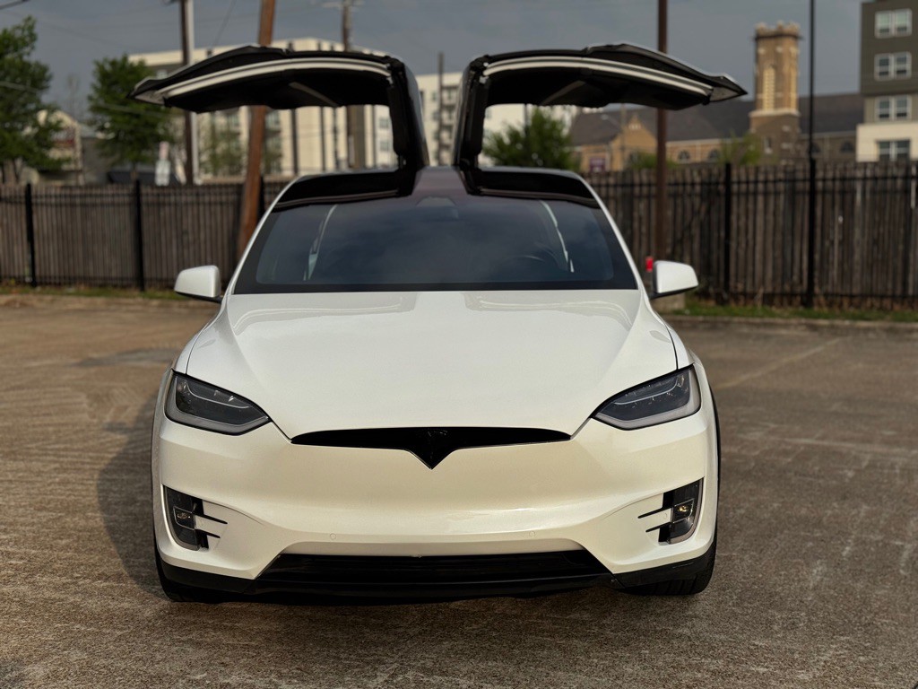2018 Tesla Model X Image 6