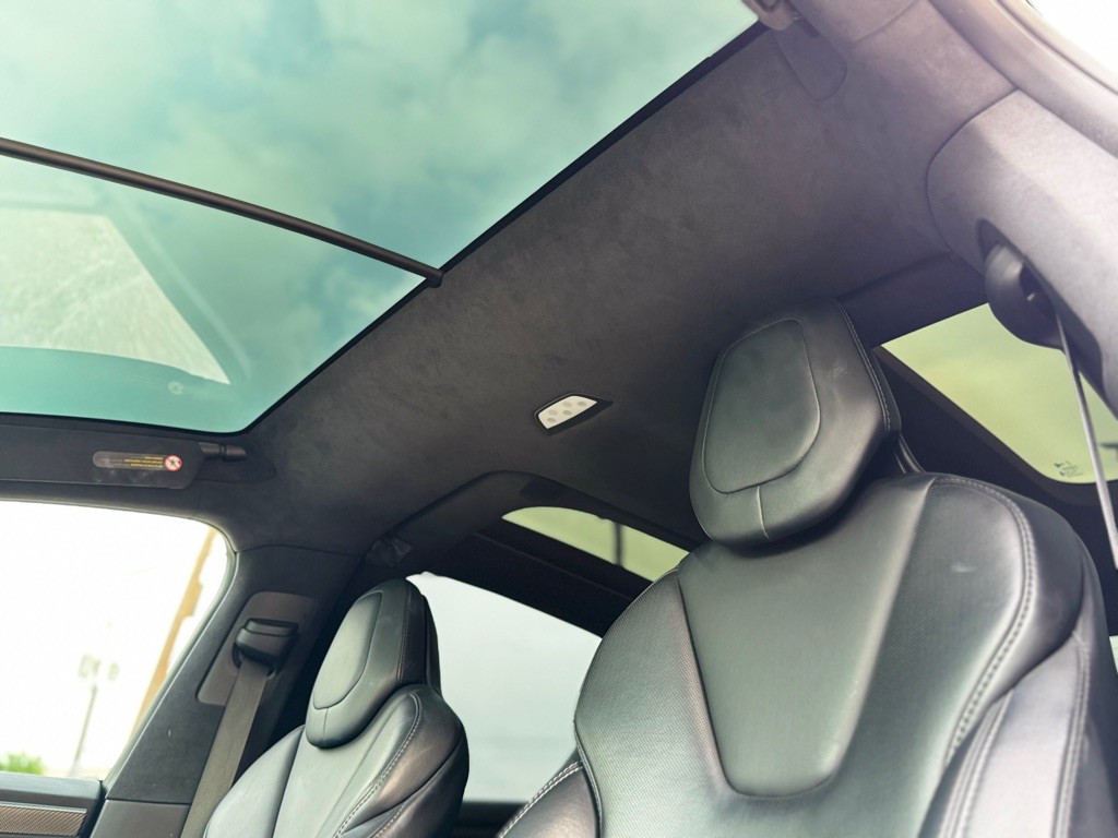 2018 Tesla Model X Image 7