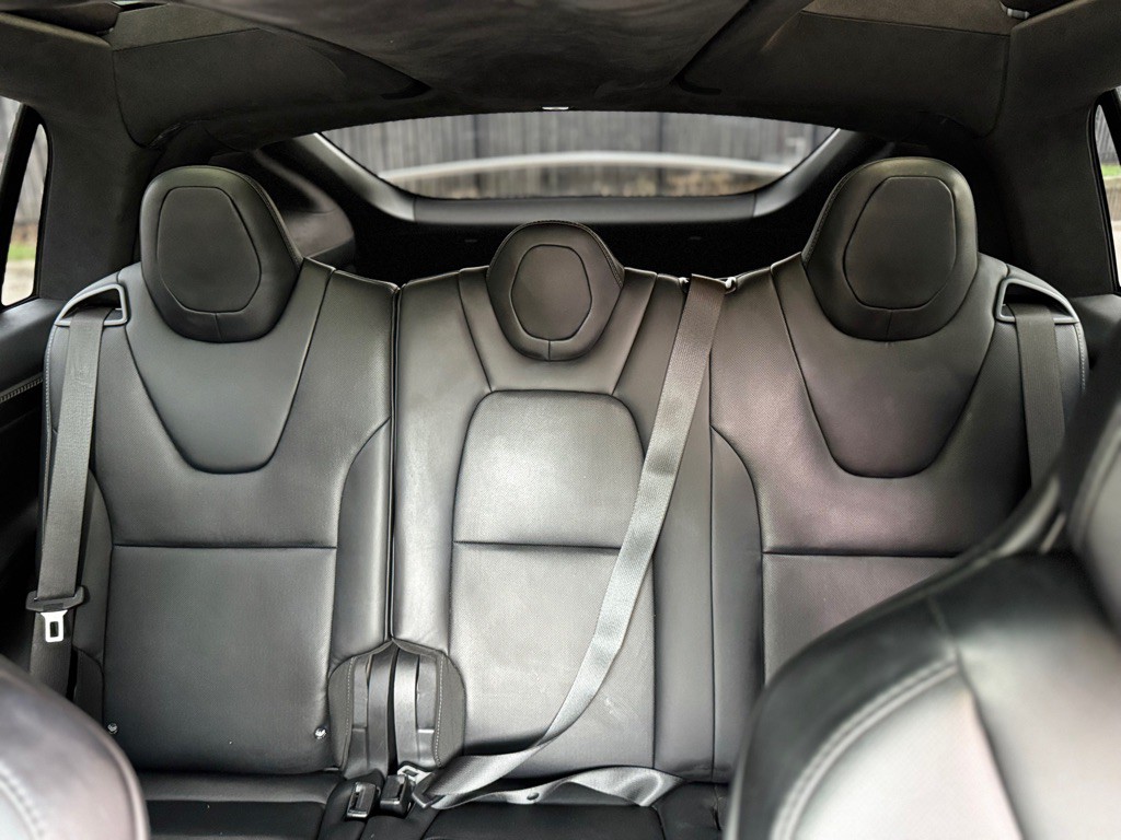 2018 Tesla Model X Image 11