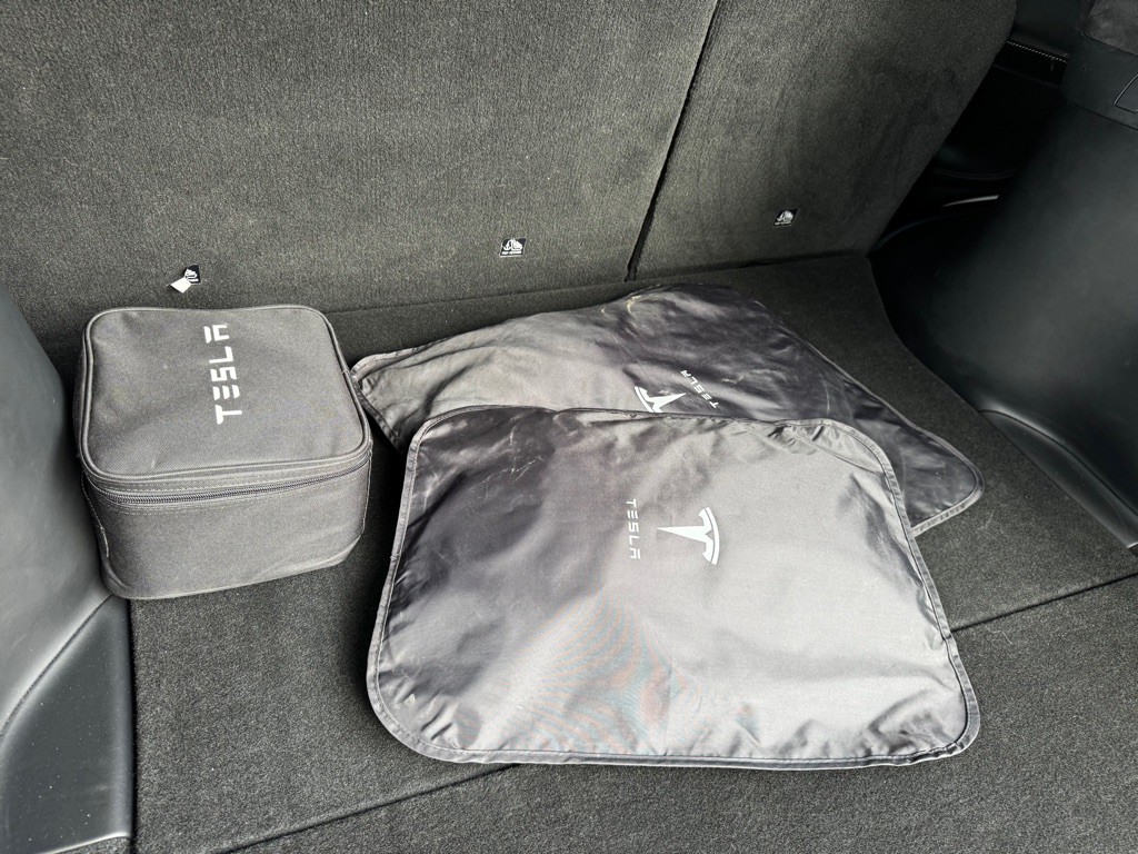 2018 Tesla Model X Image 20