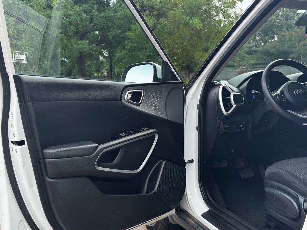2020 Kia Soul Image 5