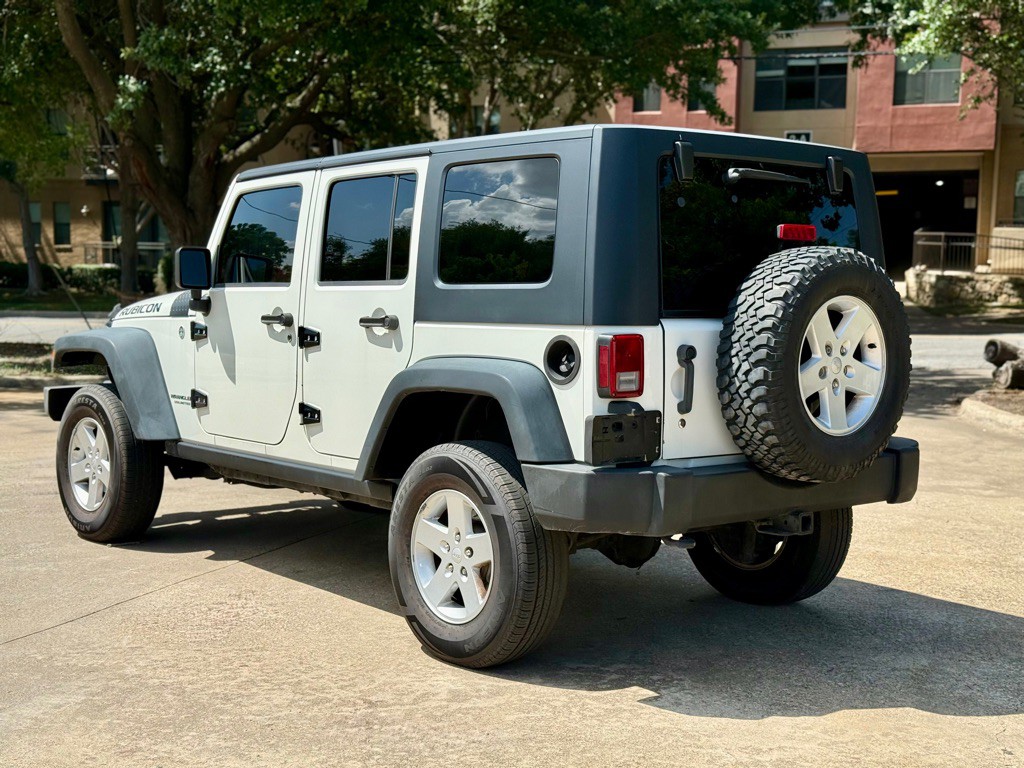 2010 Jeep Wrangler Unlimited Image 4