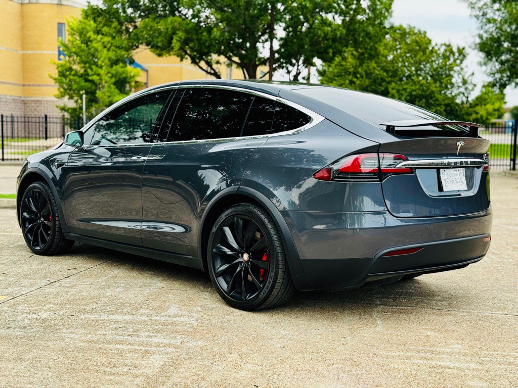 2019 Tesla Model X Image 5