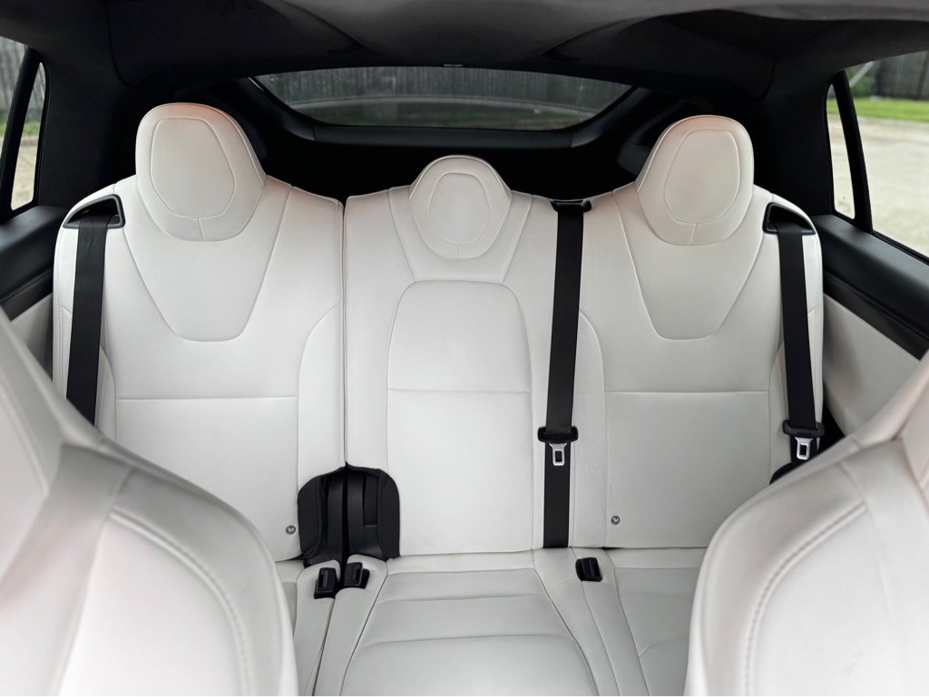 2019 Tesla Model X Image 12