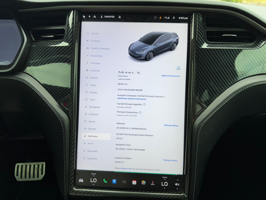 2019 Tesla Model X Image 16