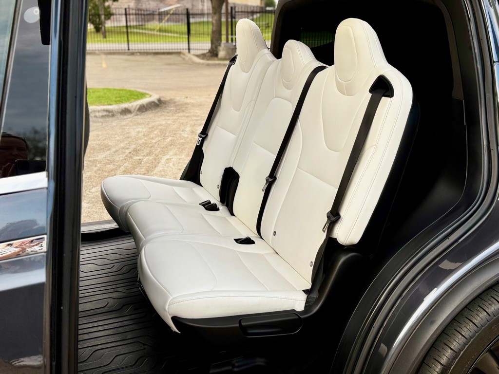 2019 Tesla Model X Image 23