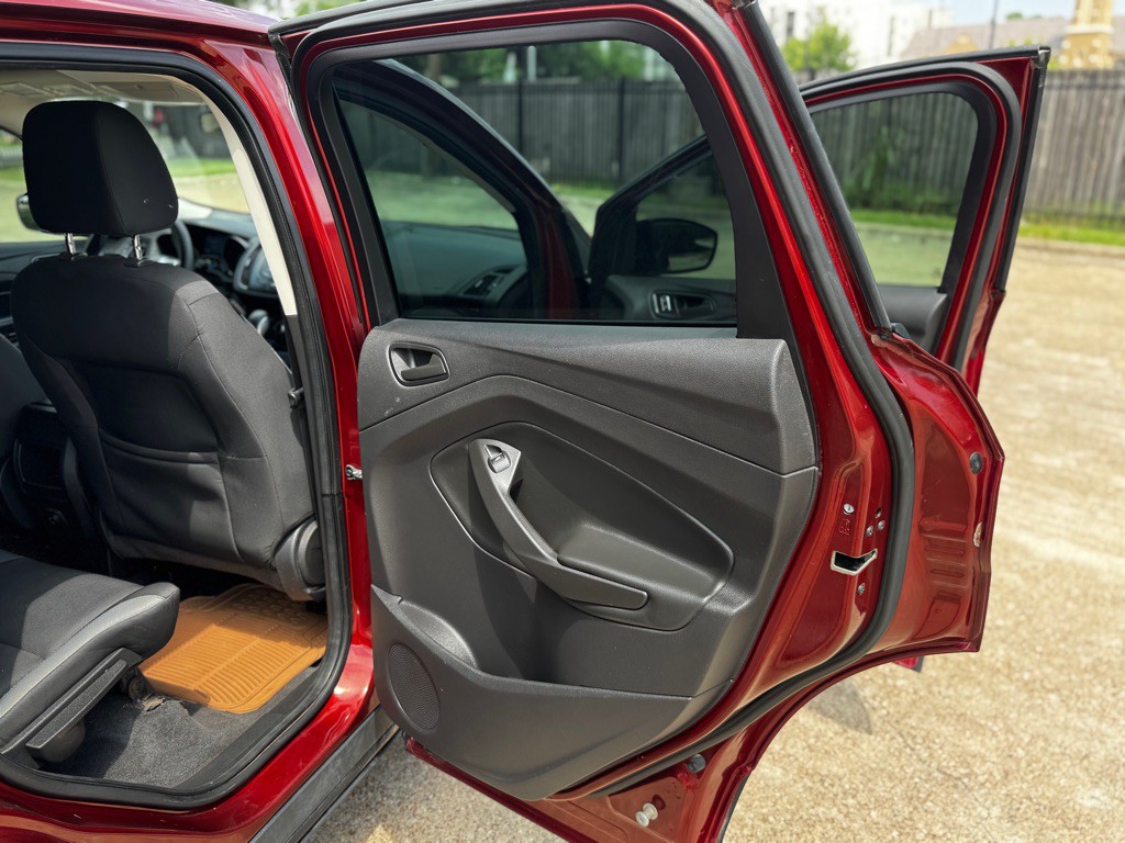 2014 Ford Escape Image 17