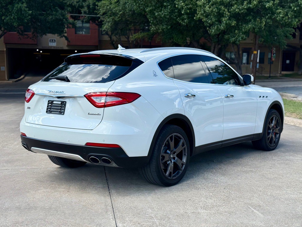 2018 Maserati Levante Image 3