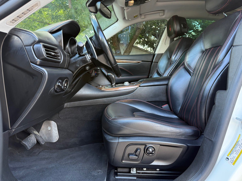 2018 Maserati Levante Image 8