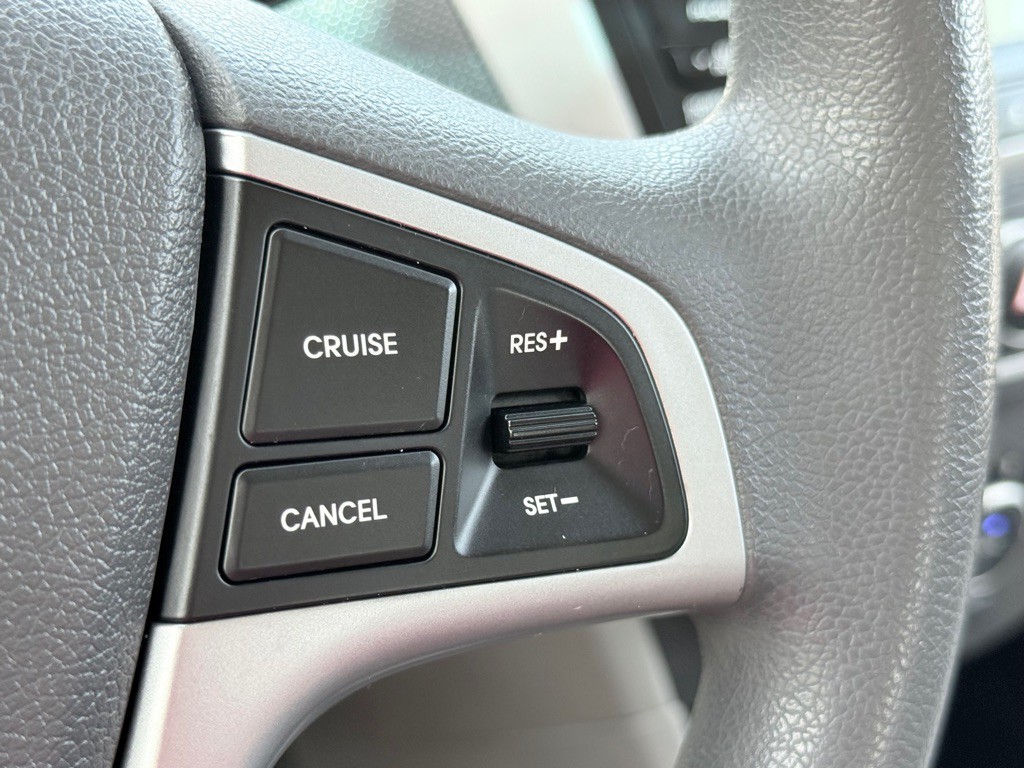 2017 Hyundai Accent Image 14