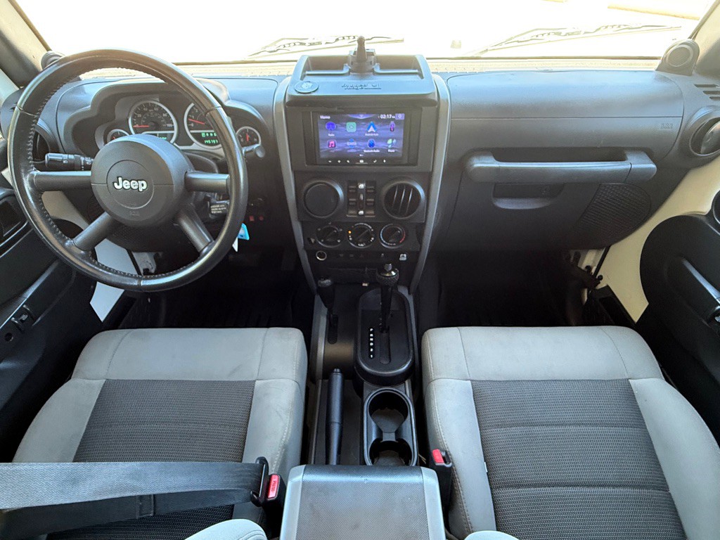 2010 Jeep Wrangler Unlimited Image 8