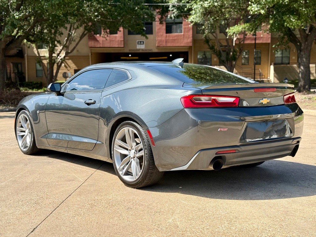2018 Chevrolet Camaro Image 4
