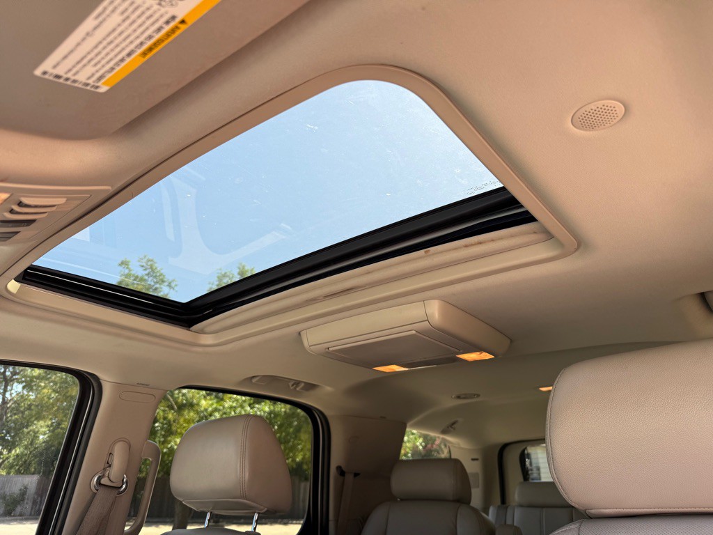2009 Chevrolet Tahoe Image 11