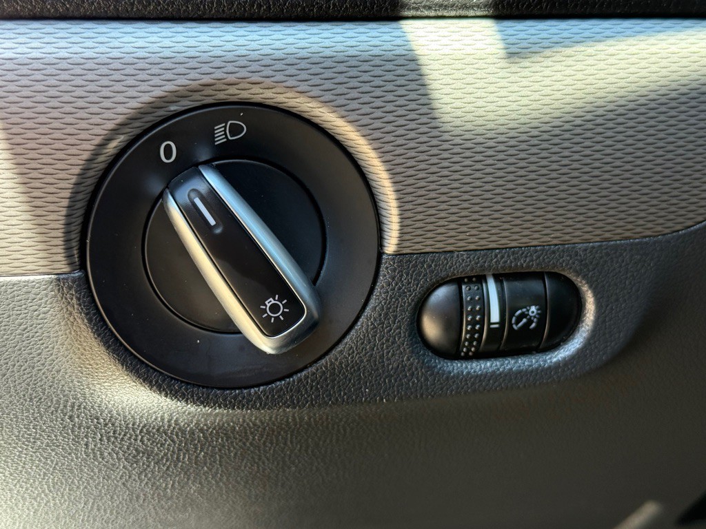 2017 Volkswagen Jetta Image 8