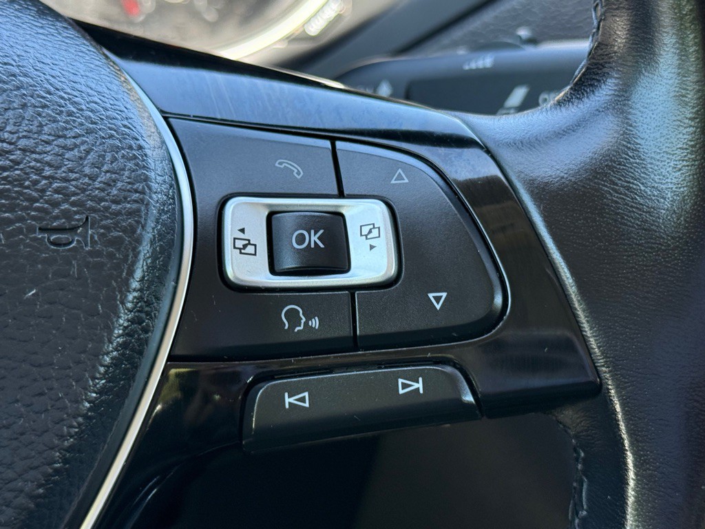 2017 Volkswagen Jetta Image 11