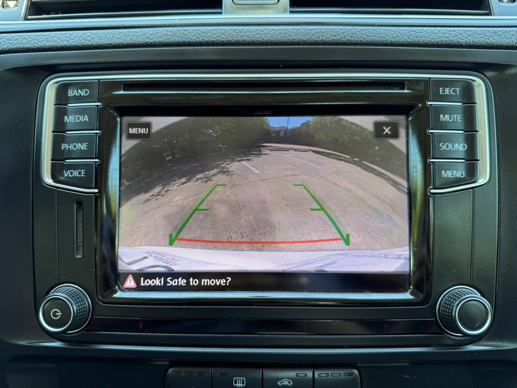 2017 Volkswagen Jetta Image 16