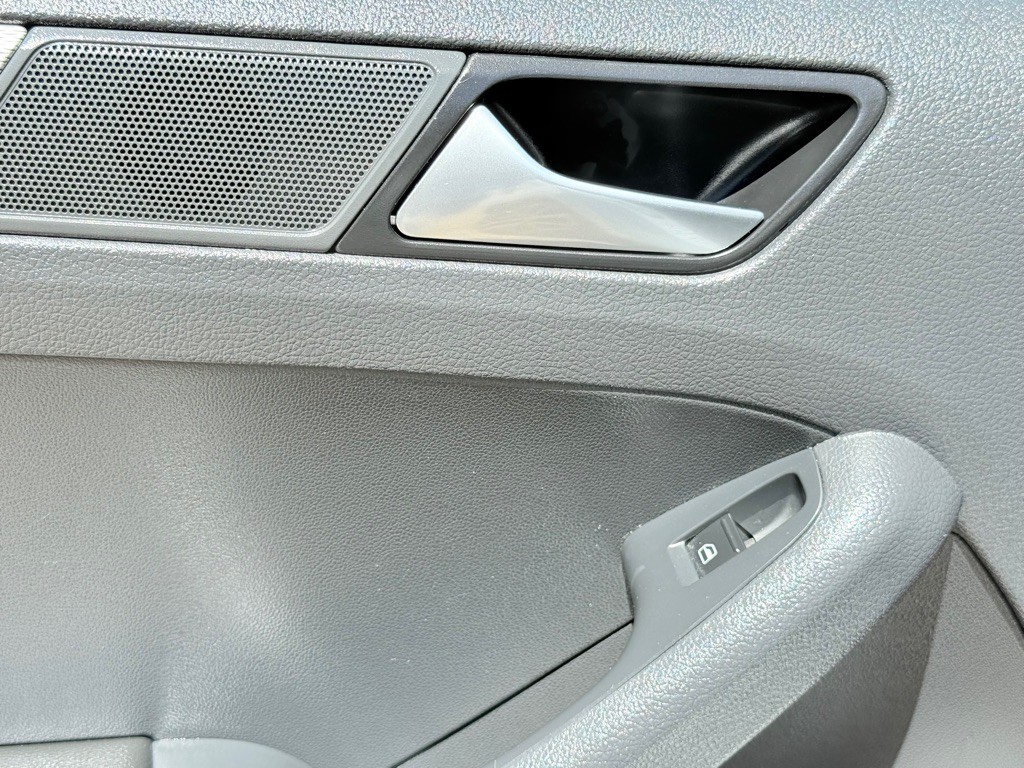 2017 Volkswagen Jetta Image 19
