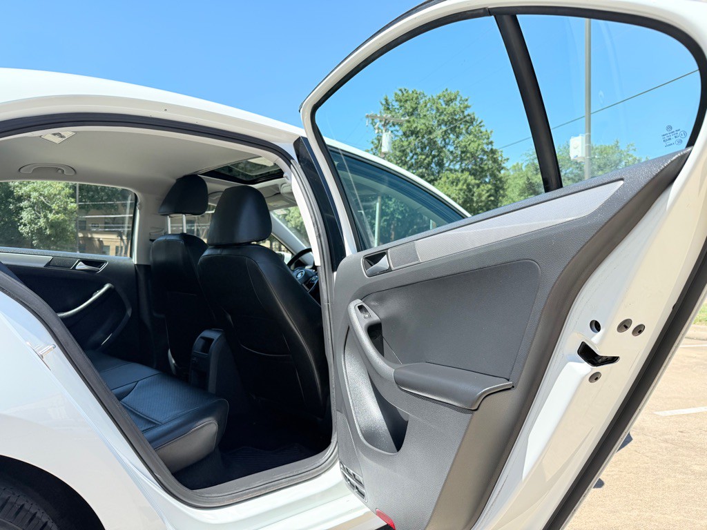 2017 Volkswagen Jetta Image 21