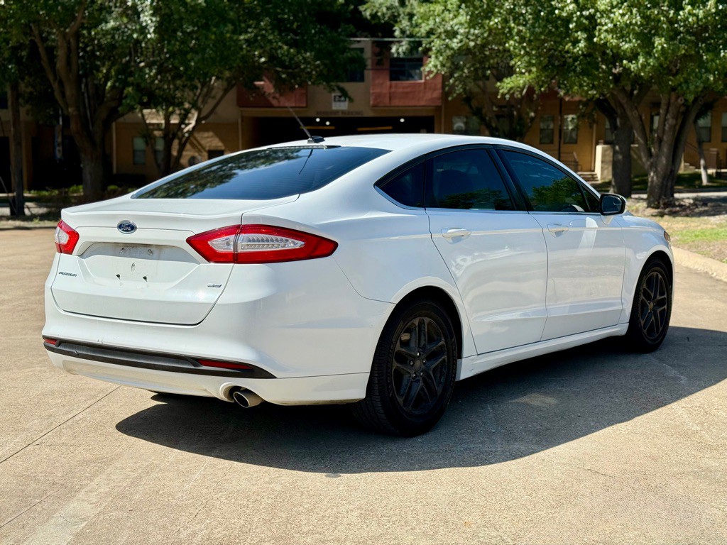 2014 Ford Fusion Image 3