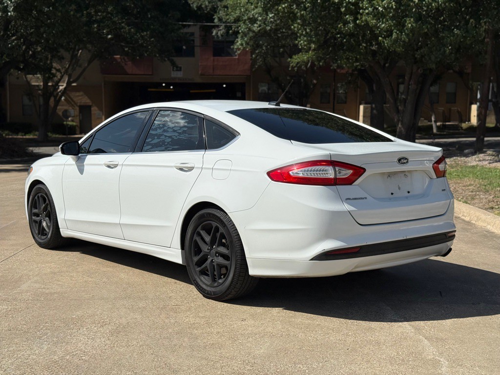 2014 Ford Fusion Image 4