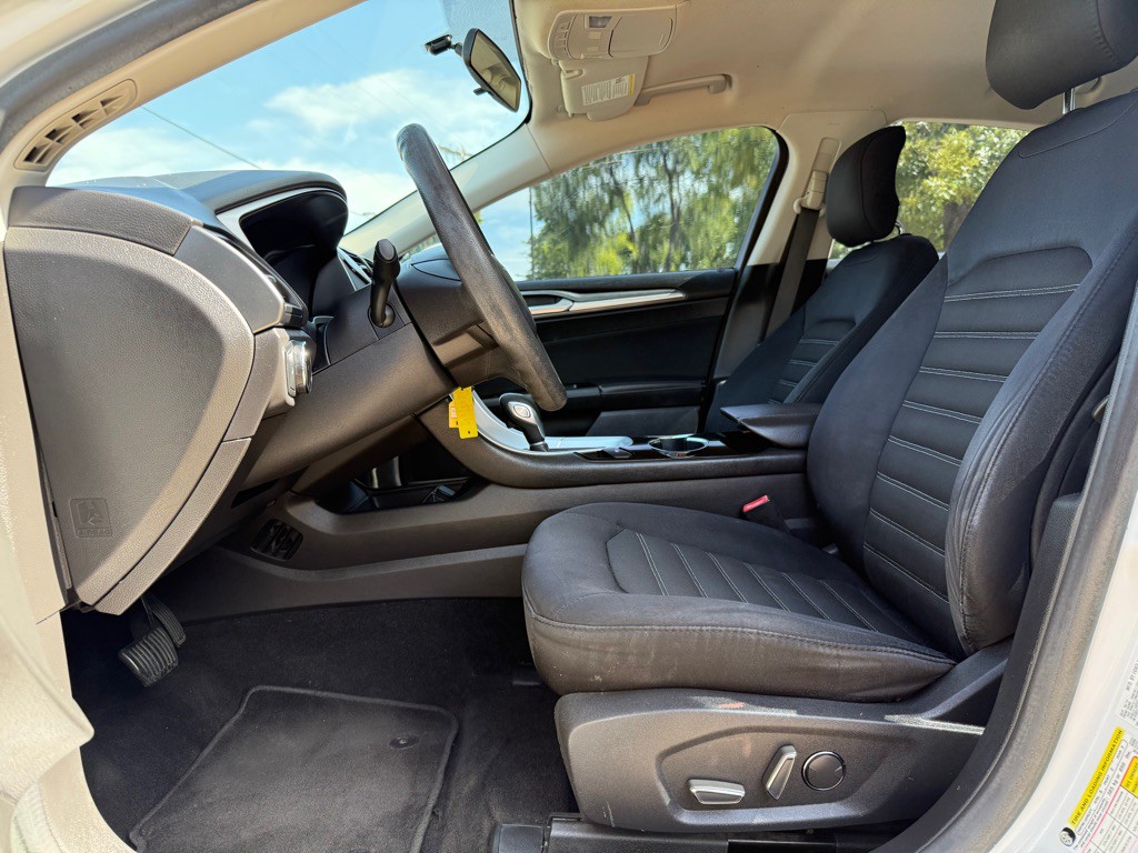 2014 Ford Fusion Image 9